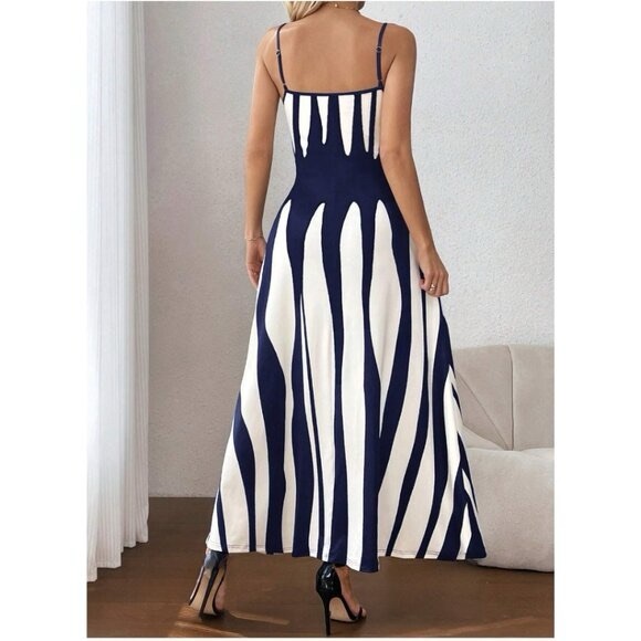 Blue White Rib Knit Graphic Print A line Dress - Picture 3 of 8